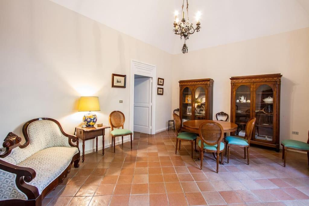 Palazzo Apostolico Orsini Apartamento Lecce